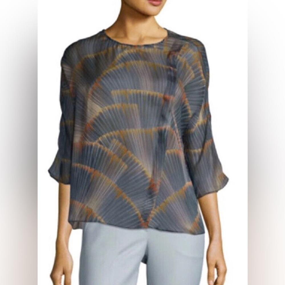 Armani Collezioni feather print top